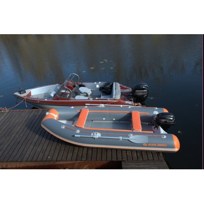 Надувная 4-местная ПВХ лодка Kolibri KM-330DSL Надувная 4-местная ПВХ лодка Kolibri KM-330DSL