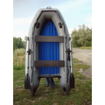Надувная 3-ёх местная ПВХ лодка Солар Максима 330 килевая с транцем Надувная 3-ёх местная ПВХ лодка Солар Максима 330 килевая с транцем