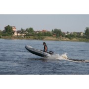 Надувная 3-4 местная ПВХ лодка МНЕВ и К "Кайман" N-330 НДНД