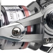 Безынерционная катушка Daiwa MegaForce 4000 X