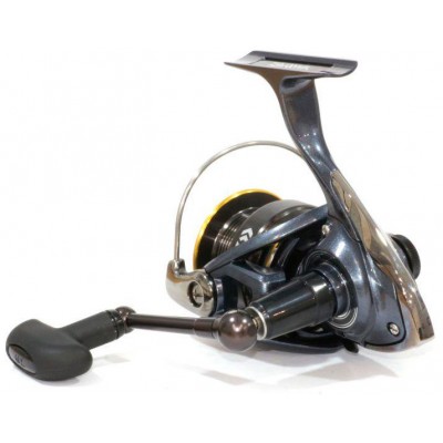 Безынерционная катушка Daiwa Legalis 2500HA Безынерционная катушка Daiwa Legalis 2500HA