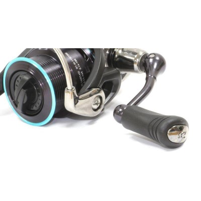 Безынерционная катушка Daiwa Revros E 3000A Безынерционная катушка Daiwa Revros E 3000A