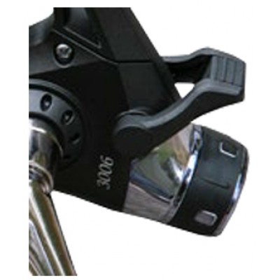 Безынерционная катушка Mikado Free Runner 3006 с байтраннером Безынерционная катушка Mikado Free Runner 3006 с байтраннером