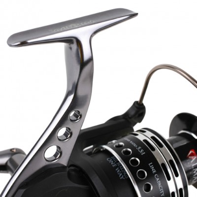 Безынерционная катушка Mikado Almaz 3006 FD Безынерционная катушка Mikado Almaz 3006 FD