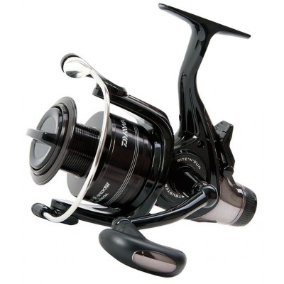 Безынерционная катушка Daiwa Black Widow BR 4500A с байтраннером Безынерционная катушка Daiwa Black Widow BR 4500A с байтраннером