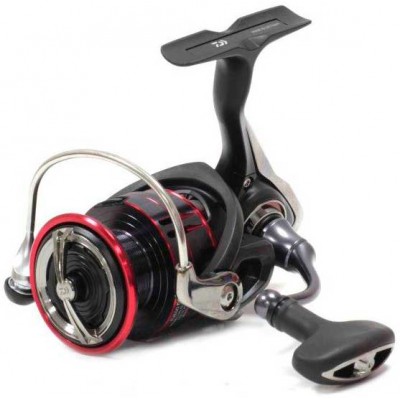 Безынерционная катушка Daiwa Fuego LT 2000S-XH Безынерционная катушка Daiwa Fuego LT 2000S-XH