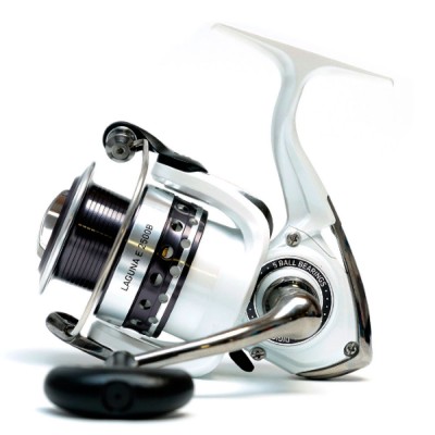 Безынерционная катушка Daiwa Laguna E 3000B Безынерционная катушка Daiwa Laguna E 3000B