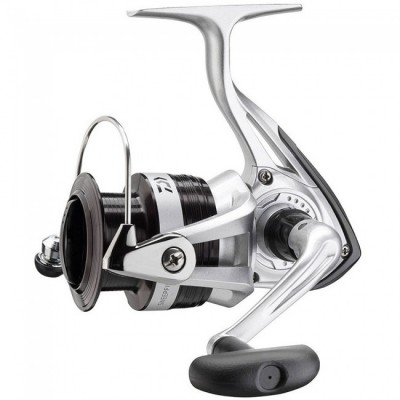 Безынерционная катушка Daiwa Sweepfire E 2500C Безынерционная катушка Daiwa Sweepfire E 2500C